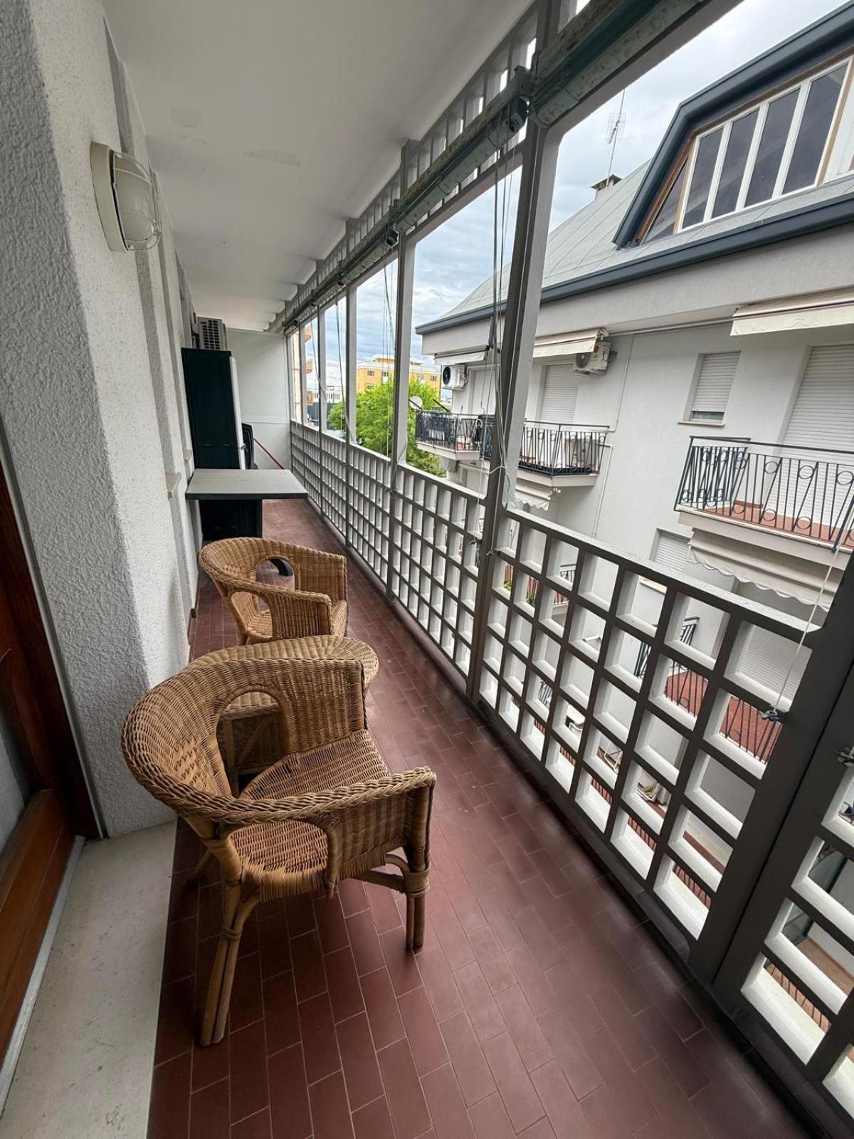 Gracious Apartment Located In The Heart Of Lignano Линяно Сабиадоро Екстериор снимка